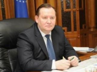 Мы обязаны развивать социальную сферу кадры восстанавливать промышленность иначе у Луганщины не будет будущего  Владимир Пристюк