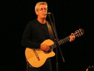 В Луганске выступил Константин Никольский