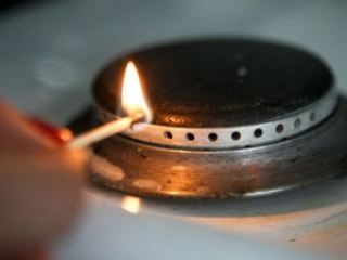 В СтаничноЛуганском районе автомобилист оставил без газа  домов