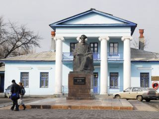 Мэр предложил луганским предпринимателям совместно реконструировать старый город