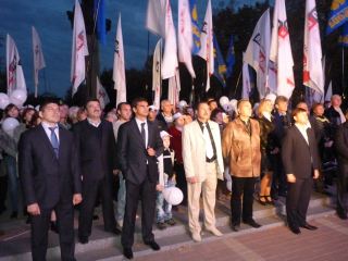 Телемост с Яценюком объединил Донбасс