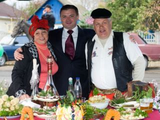 Владимир Медяник поздравил жителей Верхнешевыревки с Днем села