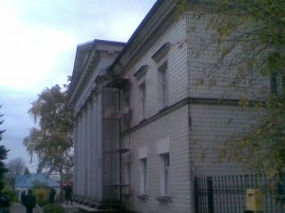 В райцентре на Луганщине выселяют музыкальную школу, чтобы в ее здании разместить чиновников? (дополнено, фото)