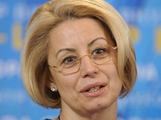 Первые лица оппозиции заявлявшие что готовы к взаимопониманию не пришли на парламентский молитвенный завтрак  Анна Герман