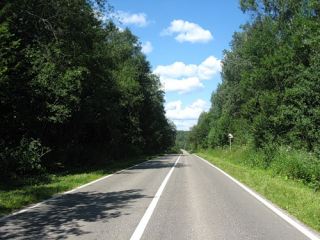 Дорогие дороги В Луганской области за год в них вкатали  млн грн