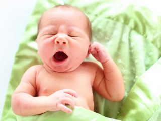 Вчера в Луганске родились девочкидвойняшки