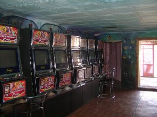 В Луганской области накрыли очередной зал игровых автоматов