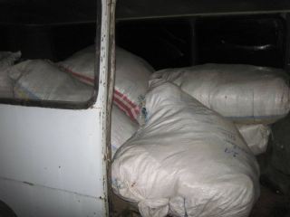 На луганской границе задержали россиянина с  мешками секондхенда