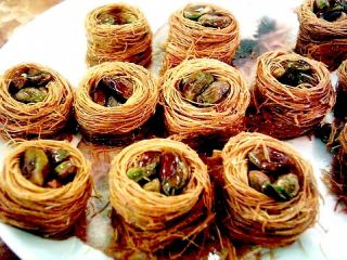 Ассортимент луганских продуктов пополнится восточными сладостями