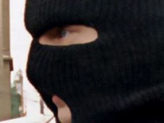 Двоих мужчин ограбивших почту на Луганщине до сих пор не нашли фотороботы преступников