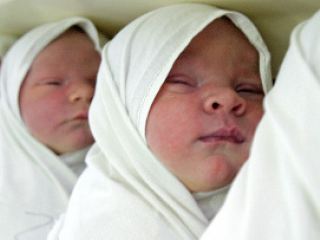 За неделю в Луганске родилось  детей