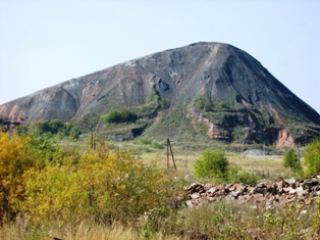 Изза обрушения кромки террикона на Луганщине погиб бульдозерист