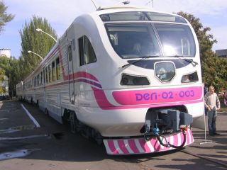 «Лугансктепловоз» выпустил современный дизель-поезд (фото)