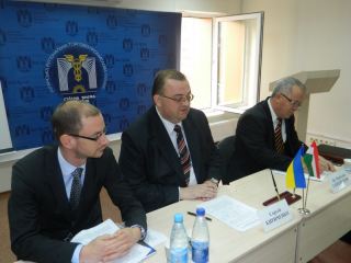 Венгерские бизнесмены приехали в Луганск искать партнеров