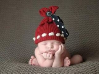 Ребеноккрошка родился вчера в Луганске