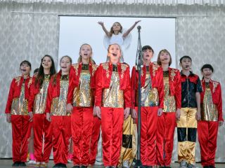 На концерте в Луганске собирали деньги для детейсирот