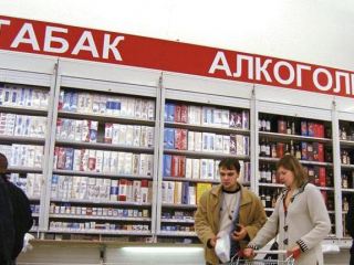 Луганчанка торговала водкой и сигаретами без лицензии