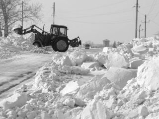 Изза погоды затруднено движение по трассе ЛисичанскАртемовск