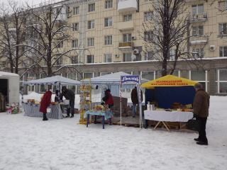 Луганчане к Новому году смогут затариться по дешевке