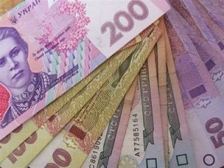 Луганские налоговики заставили свыше  предприятий повысить зарплату работникам