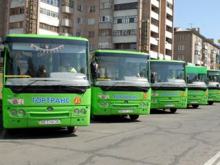 Для Луганска купят  автобусов