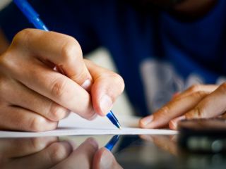 Более  обращений получили налоговики от жителей Луганской области