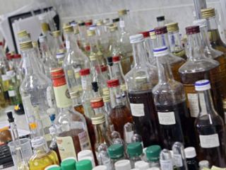 Луганские налоговики изъяли поддельного алкоголя на  млн грн