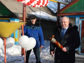 С помощью «Краснодонугля» в поселок Новосемейкино провели газ