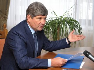 Луганский мэр встретился с новоизбранными народными депутатами Украины фото