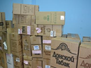 Партию контрабандных сигарет обнаружили в Луганске фото