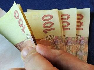 Жителям Луганщины задолжали почти  млн грн зарплаты