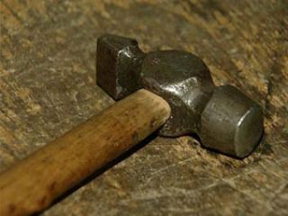 Белая горячка довела луганчанина до убийства