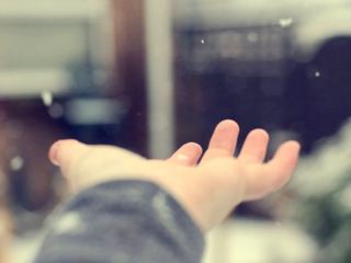 Погода в Луганске небольшой снег