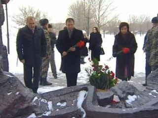 В Краснодоне вспомнили непокоренных видео