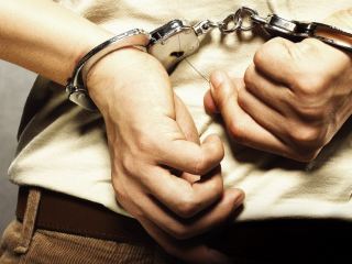 Мошенника из Луганска поймали в Караганде