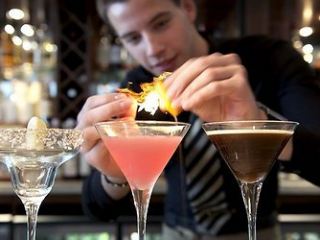 Луганские студенты угостят гурманов коктейлями и пончиками