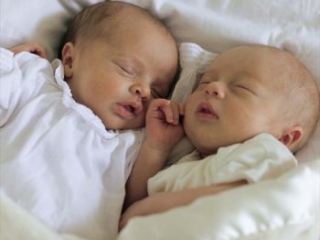 Вчера в Луганске родилась двойня мальчиков