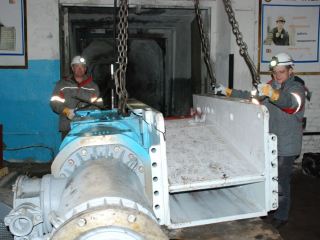 Краснодонуголь монтирует новую лаву