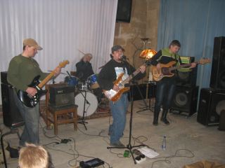 В луганском клубе Донбасс выступила группа Проспект видео