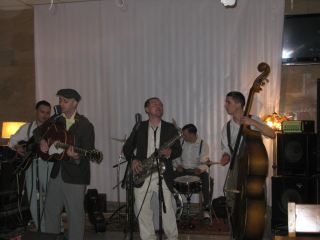 Вчера группа Директор Азовского моря покорила сердца луганчан фото видео