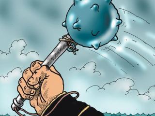 Мужчину разгуливавшего по улице с булавой задержали в Луганске