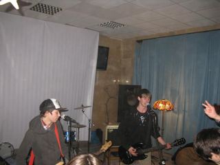 Вчера в Луганске прошел концерт панк-рока (фото, видео)  