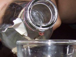 Подпольный водочный цех накрыли в Луганске