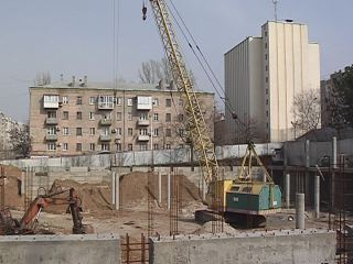 В Луганске объявили войну долгостроям