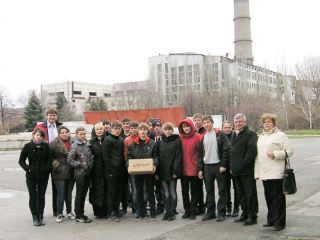 Воспитанники Лутугинской школыинтерната побывали в цехах ПАО Лугансктепловоз