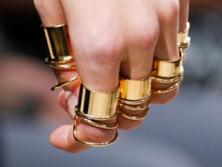 Когда колец не бывает много