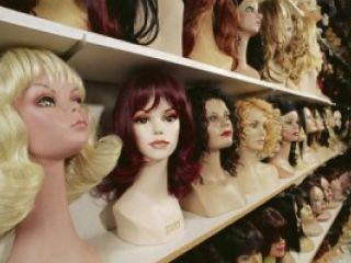 Жителя Луганщины поймали на афере с дорогими париками и шиньонами