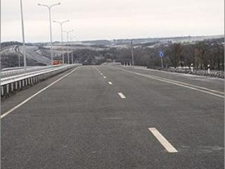 В воскресенье перекроют участок дороги ЗнаменкаЛуганскИзварино