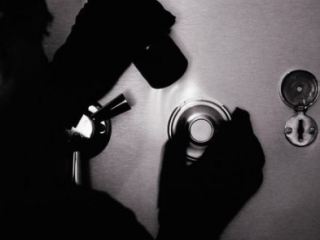 Попытка ограбления банка в Луганске есть пострадавшие