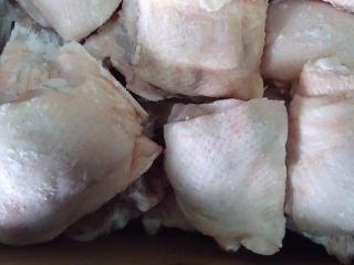 Россиян с контрабандной курятиной задержали на луганской границе